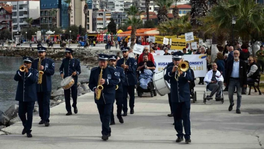 Kuşadası'nda Dünya Engelliler Günü kutlandı
