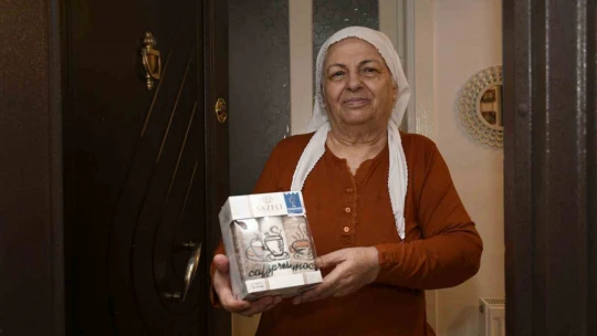 Kuşadası'nda erken Anneler Günü sürprizi