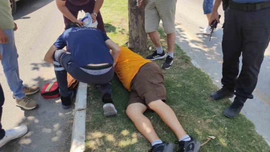 Kuşadası'nda freni tutmayan araç kazaya neden oldu: 5 yaralı