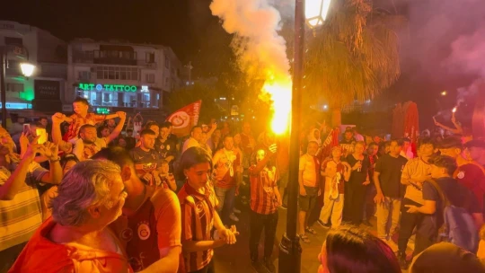 Kuşadası'nda Galatasaray coşkusu