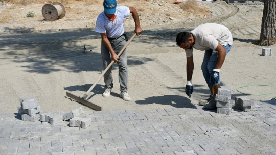 Kuşadası'nda hizmet seferberliği