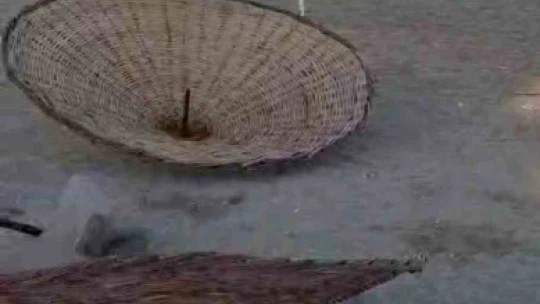 Kuşadası'nda kamusal alanları tahrip eden şahıslar cezasız kalmadı