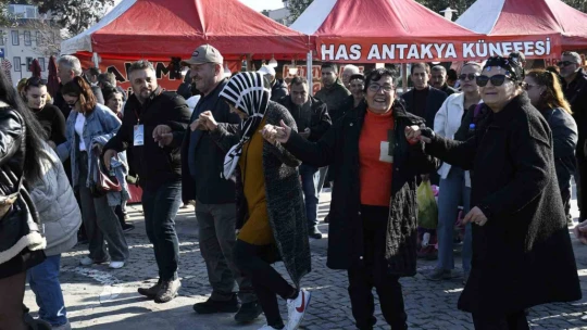 Kuşadası'nda Karadeniz rüzgarı esmeye başladı