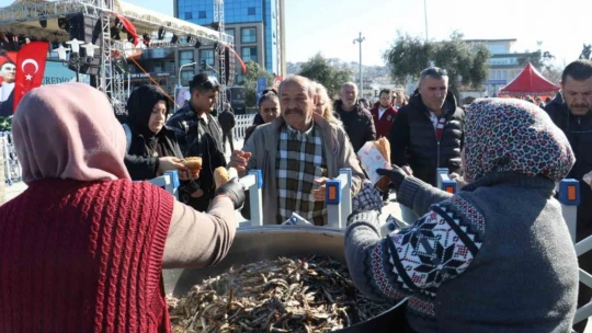 Kuşadası'nda Karadeniz rüzgarı esti