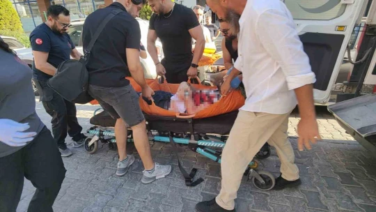 Kuşadası'nda kiracı dehşeti: Ev sahibini bıçakladı