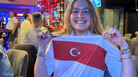 Kuşadası'nda milli heyecan yaşandı