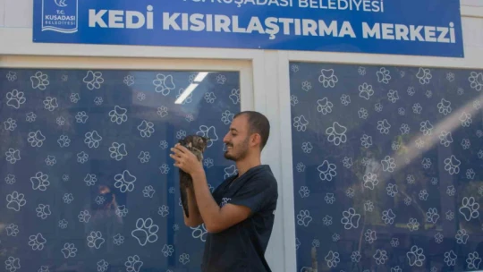 Kuşadası'nda minik patili can dostların sağlığı emin ellerde