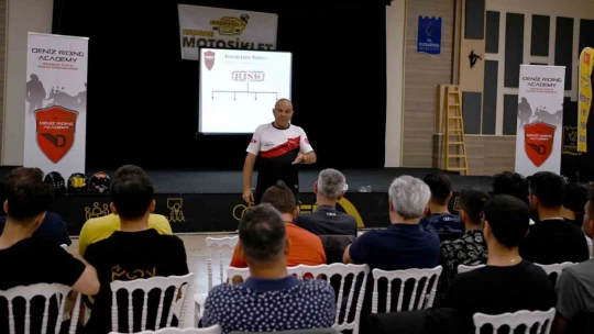 Kuşadası'nda motosiklet tutkunlarına ileri ve güvenli sürüş eğitimi verildi