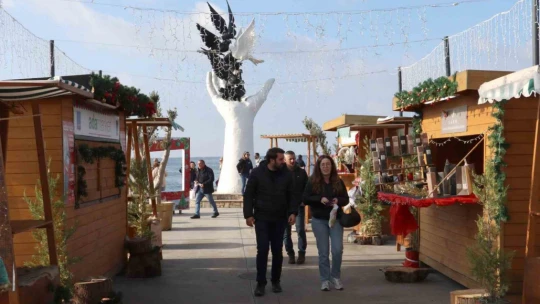 Kuşadası'nda ocak ayında bahar havası