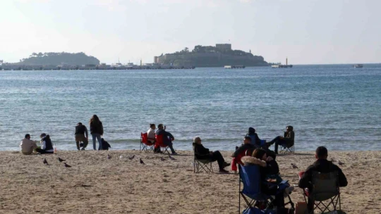 Kuşadası'nda ocak ayında bahar havası