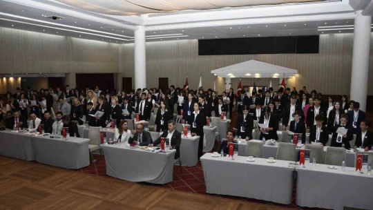 Kuşadası'nda UNESCO onaylı eğitim programı MUNACS'24 başladı