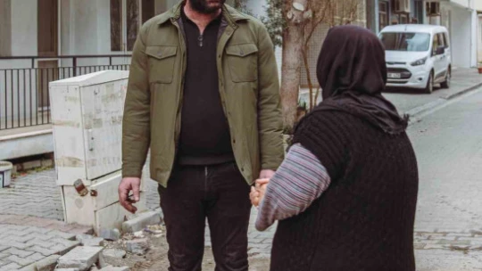 Kuşadası'nda yakacak yardımının son adresi Davutlar oldu