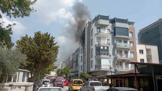 Kuşadası'nda yangın paniği