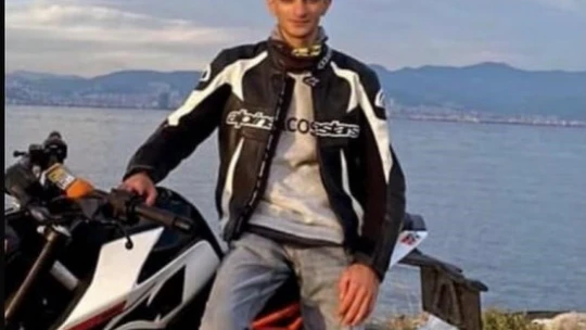 Kuşadası'ndaki kazada ağır şekilde yaralanan genç hastanede hayatını kaybetti