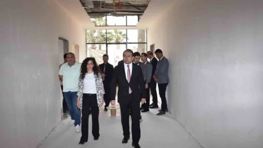 Kuşadası'ndaki sağlık kompleksinde çalışmalar hız kesmiyor