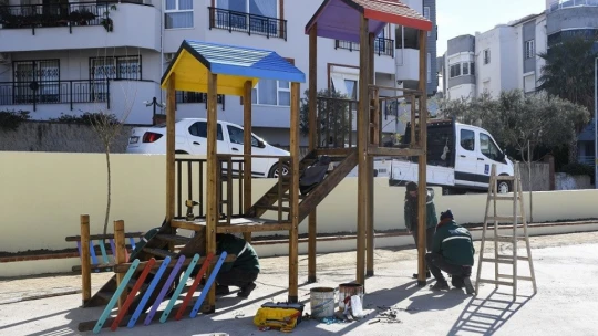 Kuşadası'nın yeşil alan miktarı her geçen gün artıyor