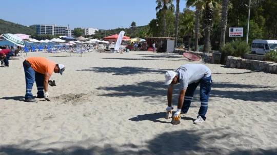 Kuşadası plajlarında detaylı bakım ve temizlik çalışması yapıldı