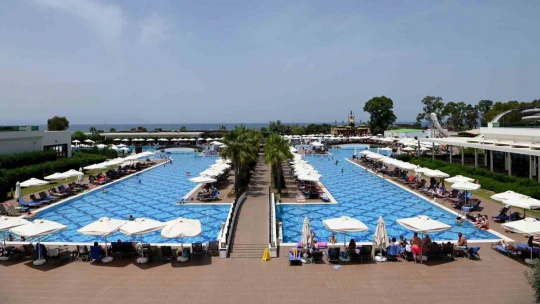 Kuşadası turizmine 9 günlük bayram tatili dopingi