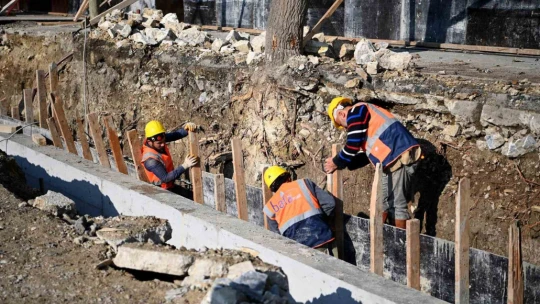 Kuşadası Yaşam, Kültür ve Spor Merkezi'nin yapımı başladı