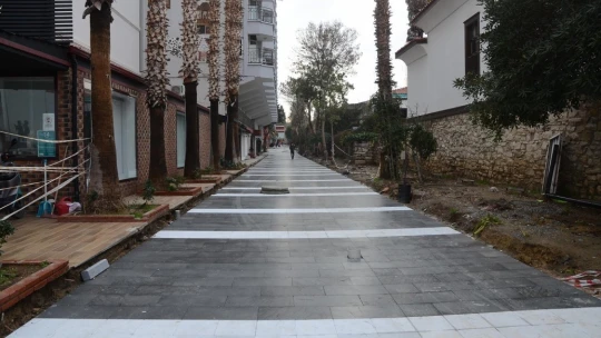 Kuşadası Belediyesi, ilçenin tarihi ve doğal yapısını koruyor