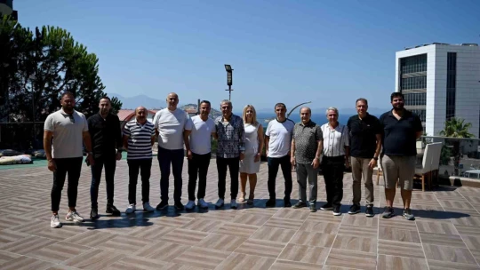 Kuşadasıspor'da görev dağılımı belli oldu