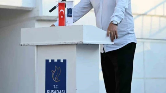 Kuşadasıspor yeni transferleri için imza töreni düzenledi