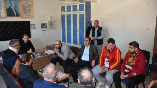 Kütüphane açılışında duygu dolu anlar yaşandı