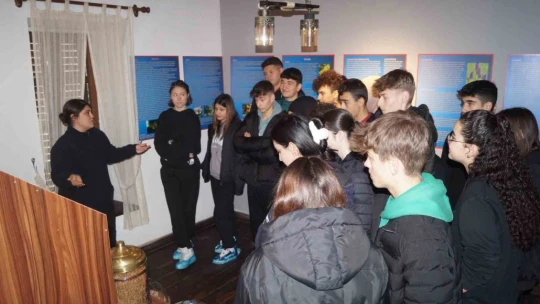 Kuyucak Belediyesi Kültür Evi Kent Müzesi yüzlerce öğrenciyi ağırlıyor