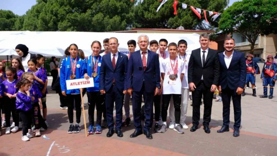 Kuyucak'ta 19 Mayıs coşkuyla kutlanmaya başladı