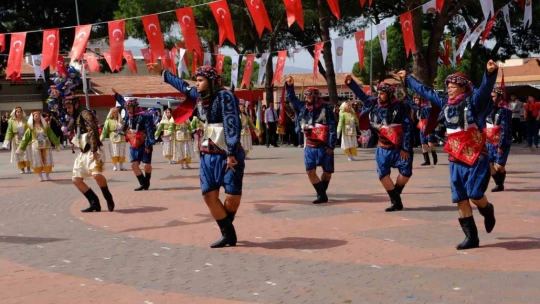 Kuyucak'ta 19 Mayıs coşkuyla kutlanmaya başladı