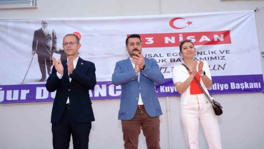 Kuyucak'ta 23 Nisan coşkusu