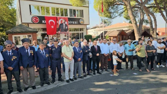 Kuyucak'ta kurtuluş coşkusu meydanlara sığmadı