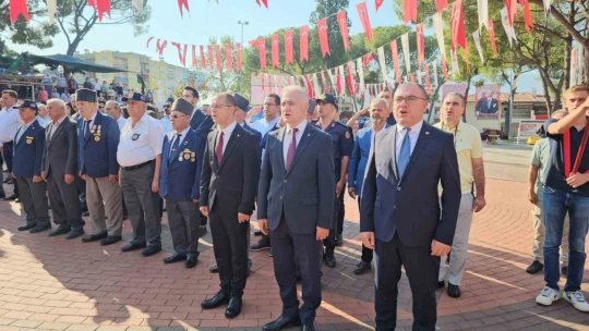 Kuyucak'ta kurtuluş coşkusu meydanlara sığmadı