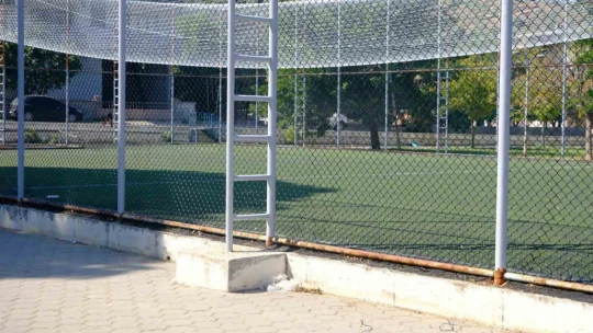 Kuyucak'ta spor alanları yenileniyor