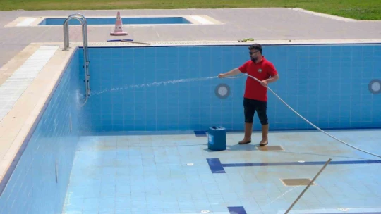 Kuyucak'ta yüzme havuzları yaz sezonuna hazırlanıyor