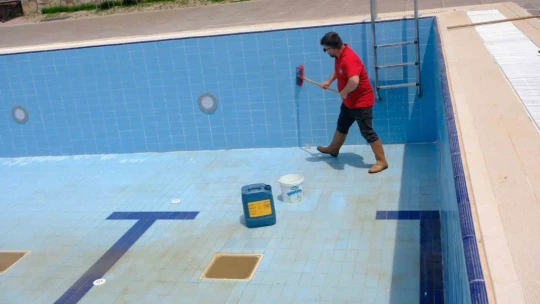 Kuyucak'ta yüzme havuzları yaz sezonuna hazırlanıyor