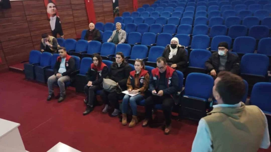 Kuyucak ve İncirliovalı üreticiler tarım sigortaları hakkında bilgilendirildi
