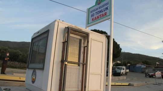 Kuyucak'ta 60 tonluk kantar hizmete girdi