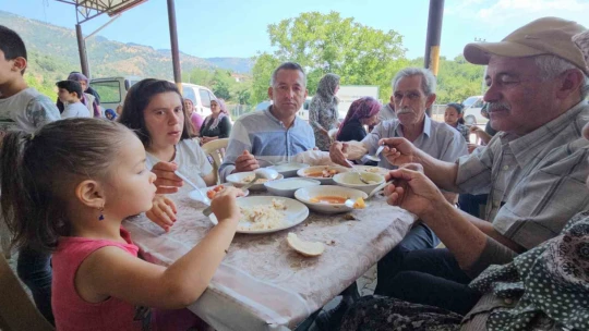Mahalle sakinleri Geleneksel Köy Buluşması'nda bir araya geldi