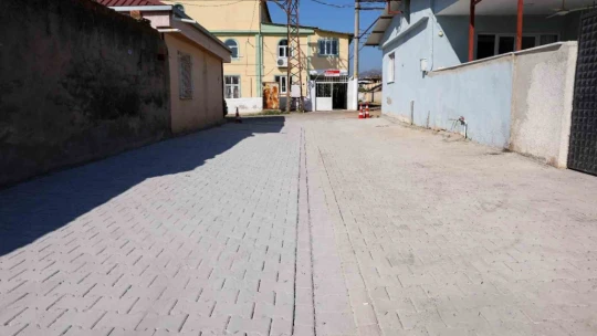 Mahallede 2 engelli şahsın yaşadığı sokağa öncelik verildi