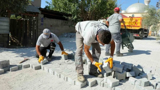 Mahallede 2 engelli şahsın yaşadığı sokağa öncelik verildi