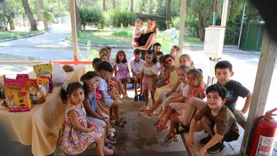 Marmaris Belediyesi Geçici Hayvan Bakımevi minik öğrencileri ağırladı