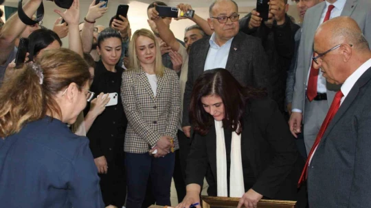 Mazbatasını alan Başkan Çerçioğlu, işbirliği mesajı verdi