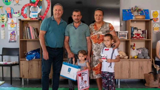 Mezuniyetlerini ve Babalar Günü'nü bir arada kutladılar