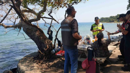 Milli Park'ta ziyaretçiler çevre konusunda bilgilendirildi