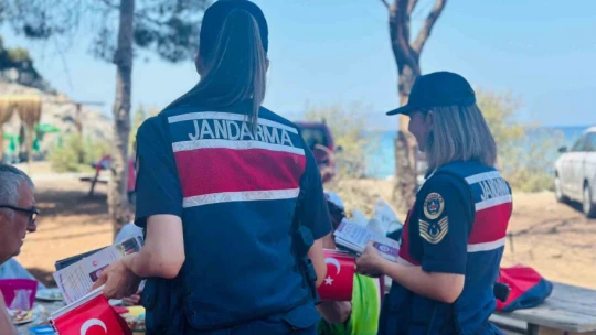 Milli Park ziyaretçilerine KADES bilgilendirmesi