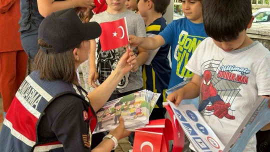 Minik öğrencilere jandarma tanıtıldı