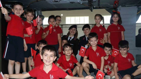 Minik öğrencilere jandarma tanıtıldı
