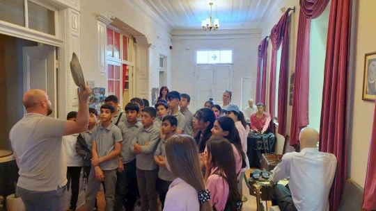 Minik ziyaretçilerden 'Söke Kent Müzesi'ne yoğun ilgi