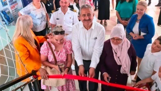 Minikler, çevrenin önemine hazırladıkları defile ile dikkat çekti
